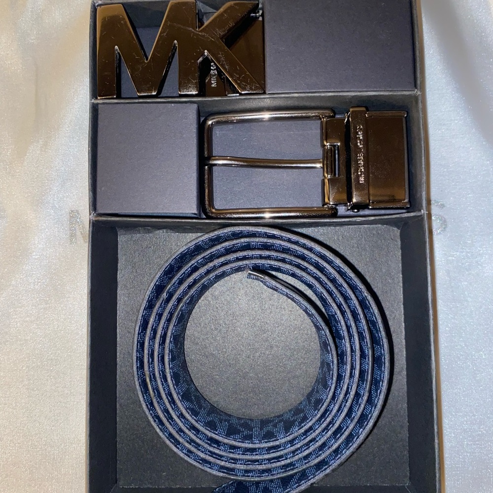 Michael Kors Reversible Belt